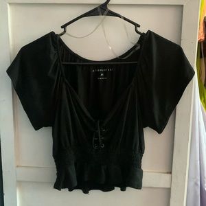 Black crop top shirt